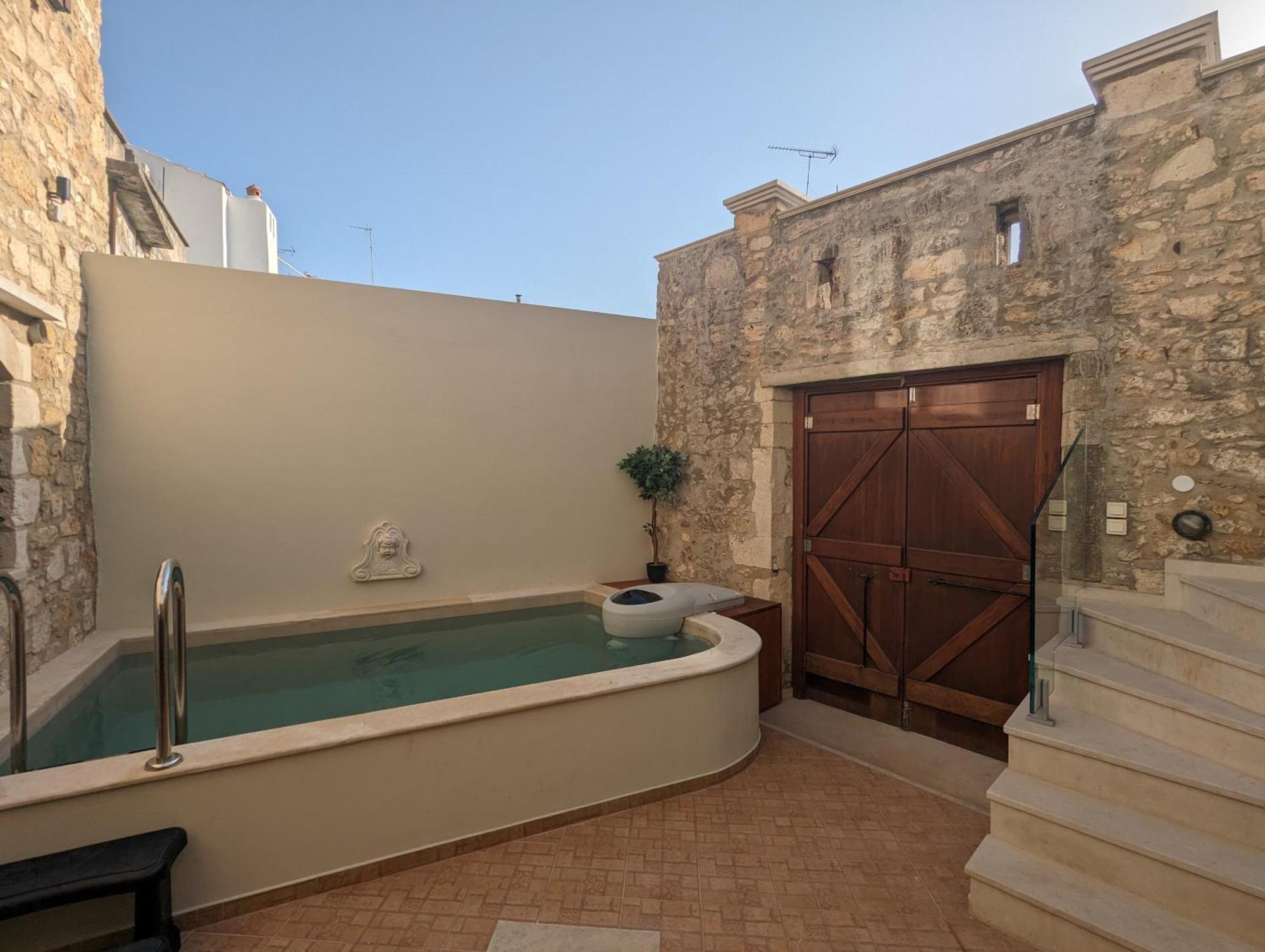 Casa Leone, Whole House With Private Pool! Ferienhaus